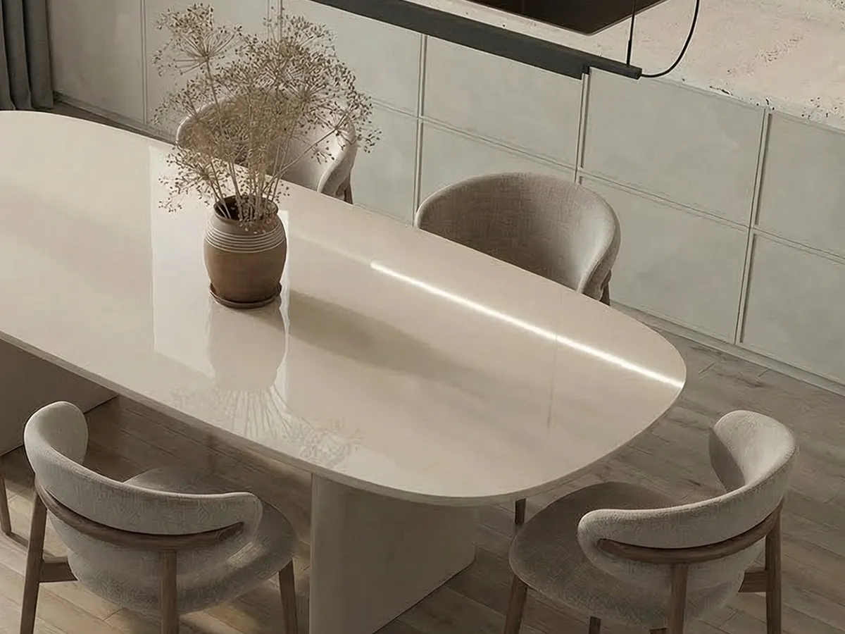 Mesa de jantar laqueada